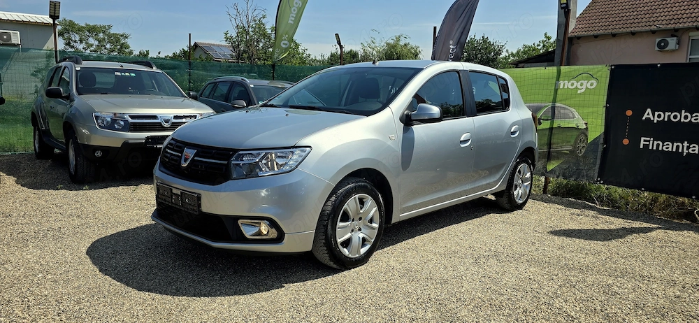 Dacia Sandero an 2019 aer conditionat senzori parcare carlig remorcare