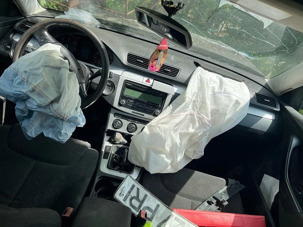 Volkswagen passat pentru dezmembrat. An 2009