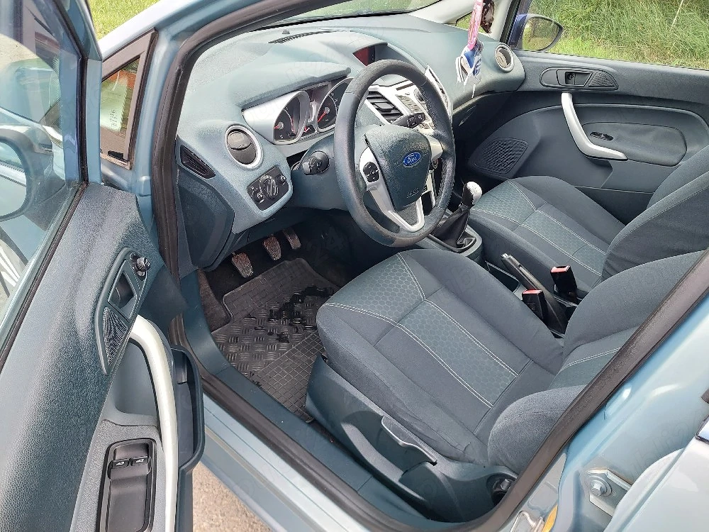 ford fiesta 1.25 benzina an 2009