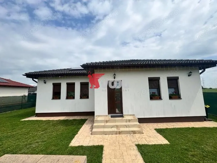 Casa individuală complet mobilată și utilată -Mosnita Noua
