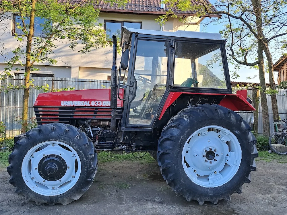 Tractor universal 833 DTC 2005