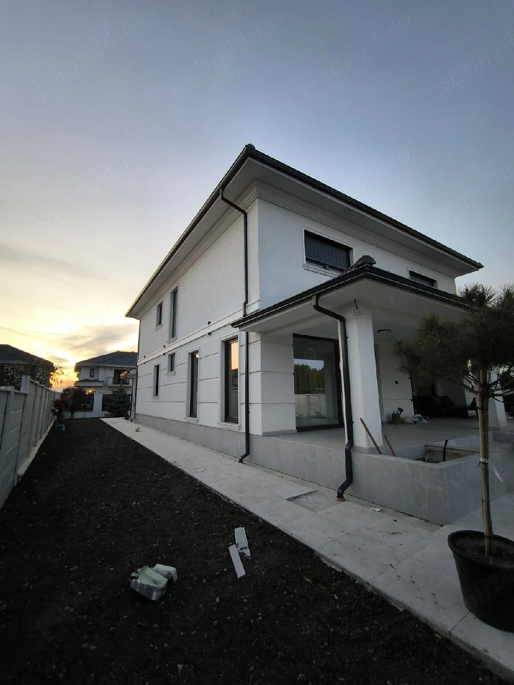 Jgheaburi si burlane aluminiu dintr-o bucata