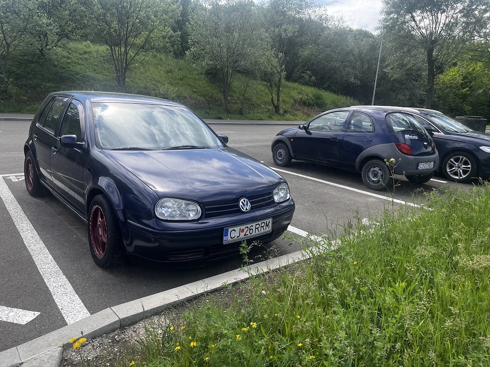Vand golf 4 in stare buna 1.4 benzina 2001 doar ca itp nu am la el 