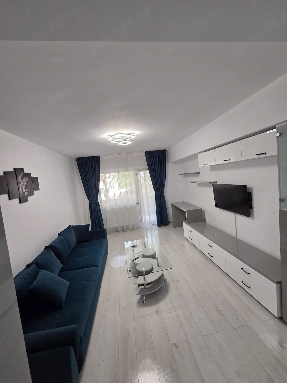 Apartament 2 camere de închiriat, bloc nou Războieni si loc parcare