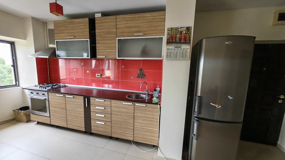 Lacul Tei particular inchiriez garsonieră pe strada Berechet Nr. 9 suprafata utila 44 mp, boiler