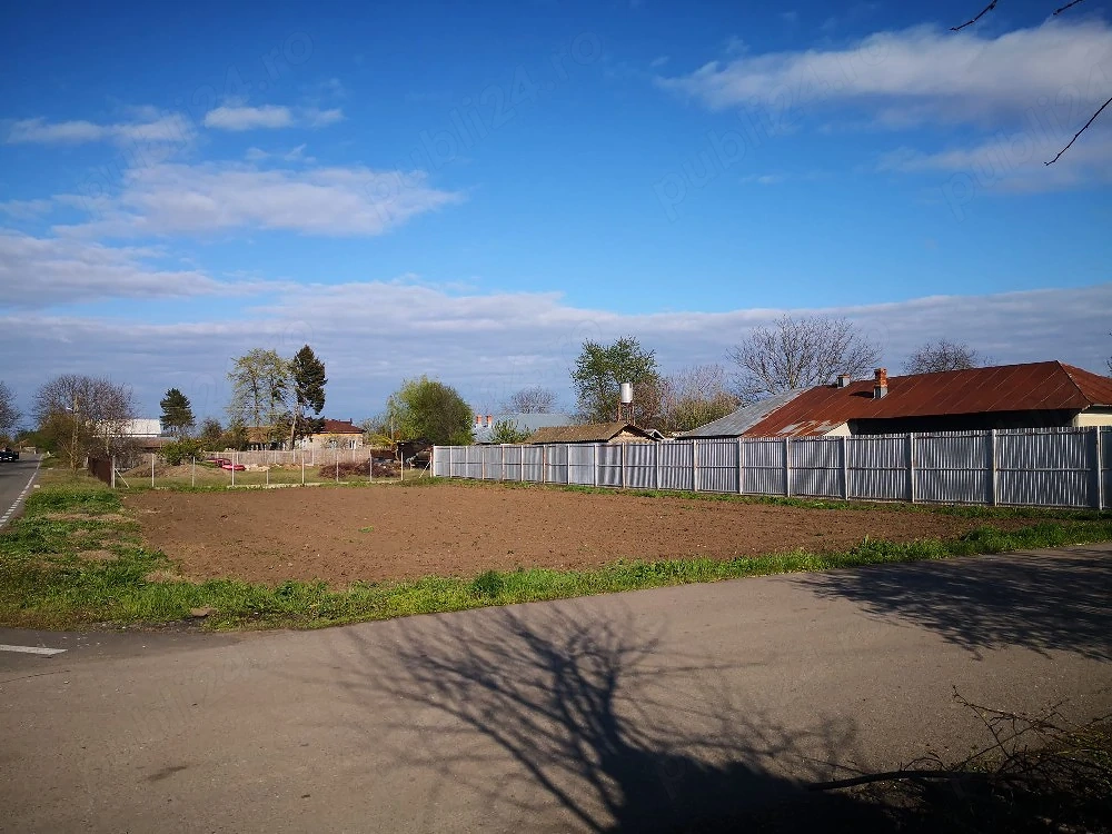 Teren intravilan Casa 809 mp Sat Valea Roșie Jud Călărași la 60 km fata de București