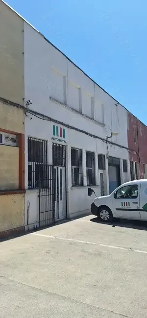 De vanzare 2 hale industriale si Cladire P+2