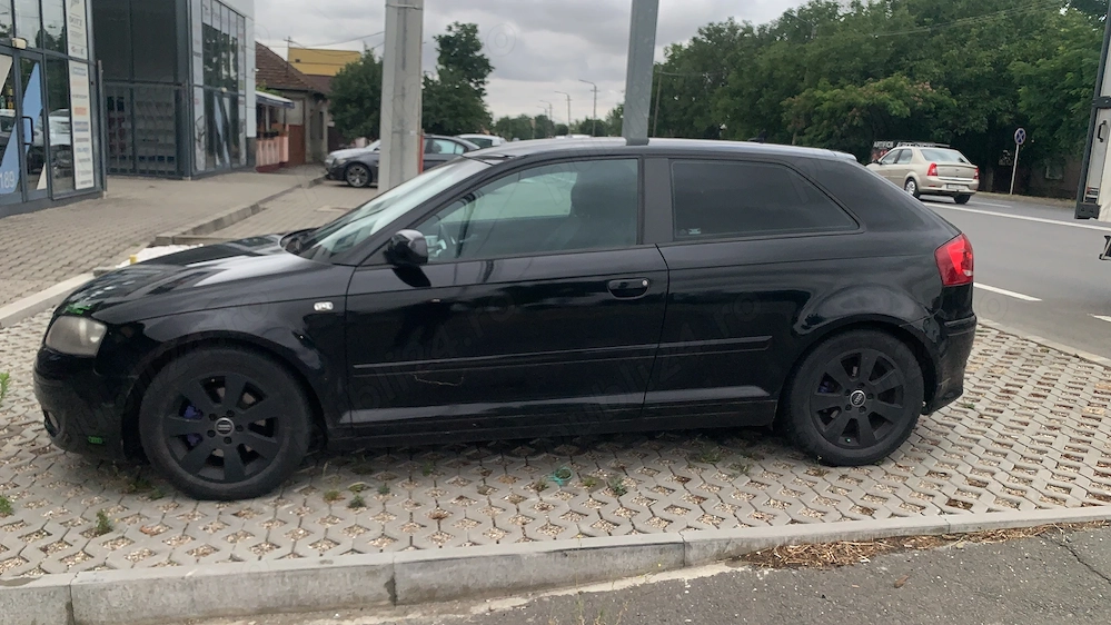 Audi A3 1,6 benzină an 2004