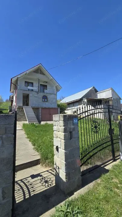 Casa cu 3 dormitoare, Margineni