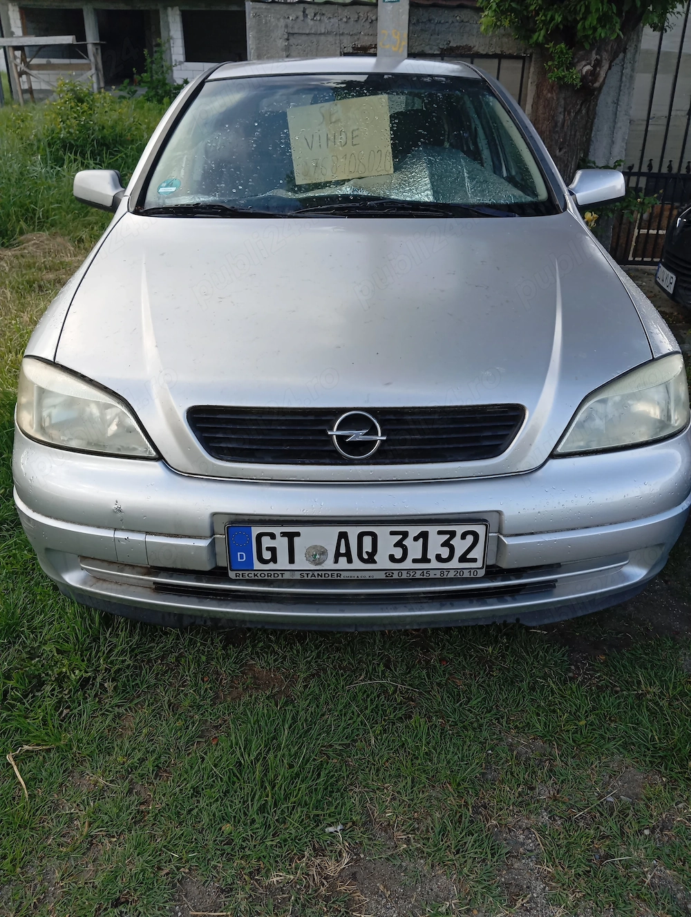 Se vinde Opel Astra G .1.6 benzina .Anul 2001 .Pentru mai multe detalii la numărul  
