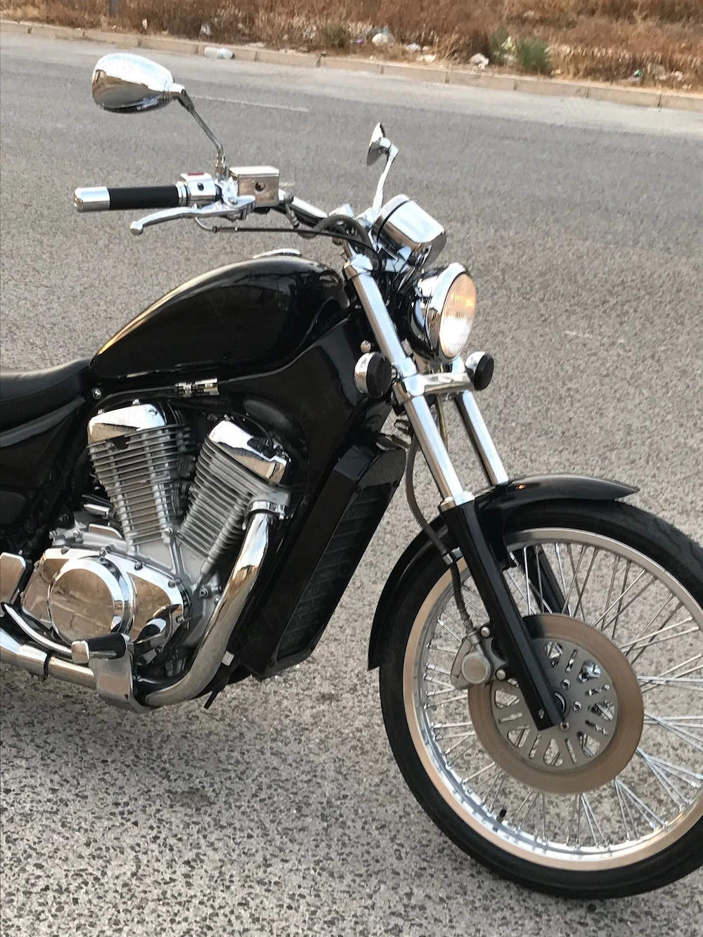 Suzuki Intruder 8-00
