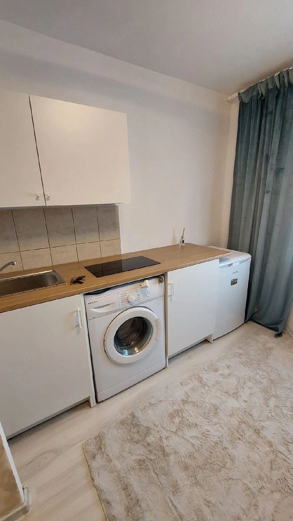 proprietar vând garsonieră 
