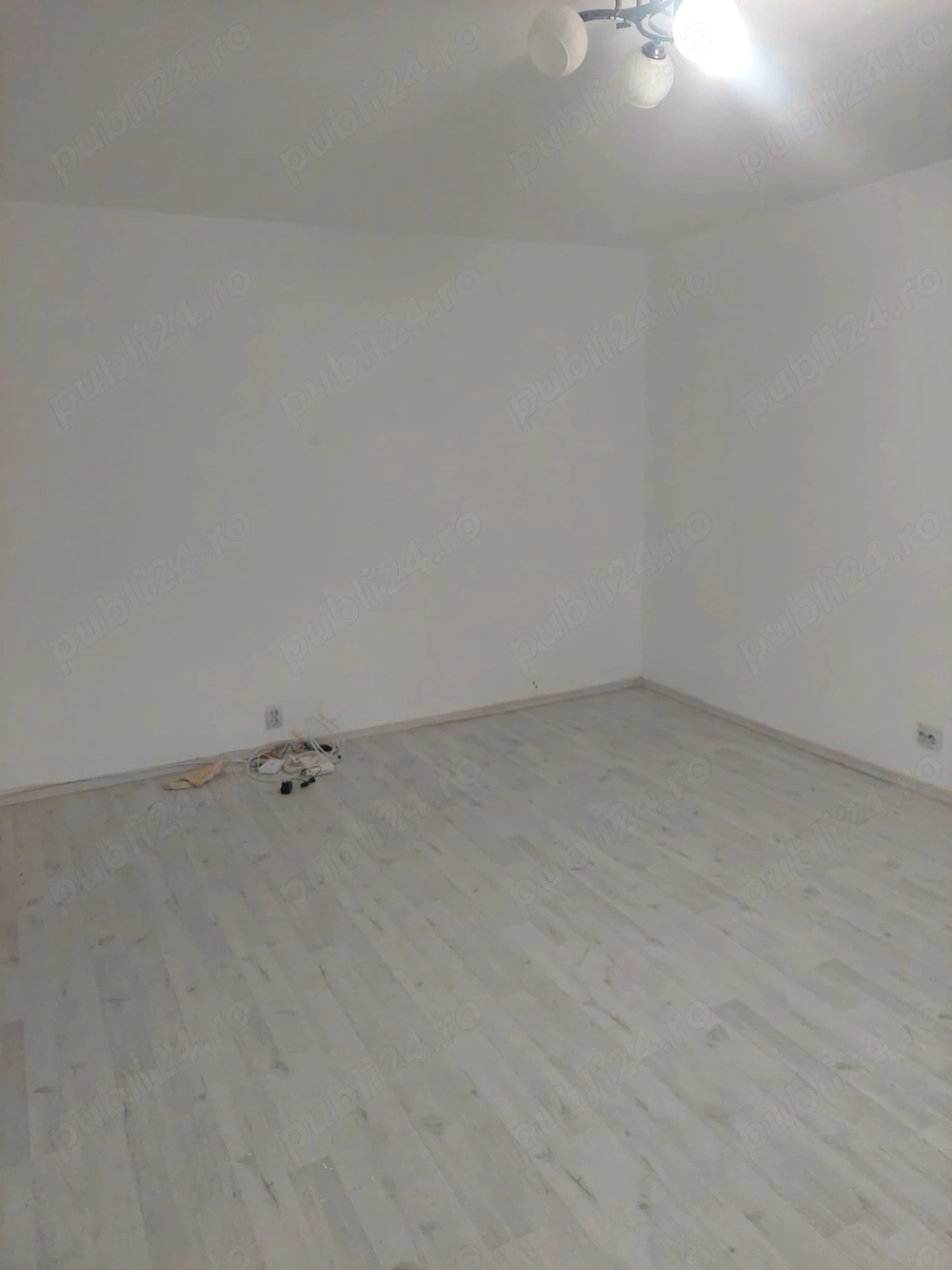 Inchiriere apartament 3 camere