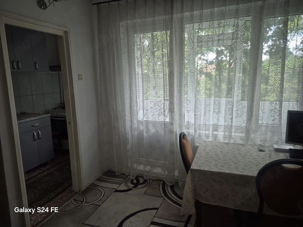 Garsoniera zona Darmanesti 