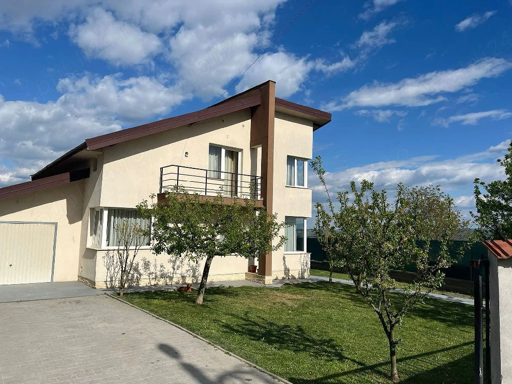 Vând casă in Cluj-Napoca strada Simeria