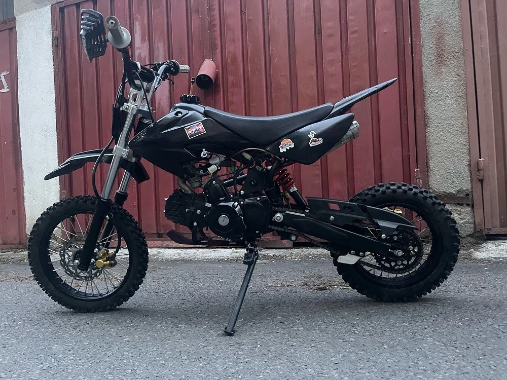 Vand motocross motocicleta de copii 125 cm3, motor in 4 timpi 4T, 7 luni vechime