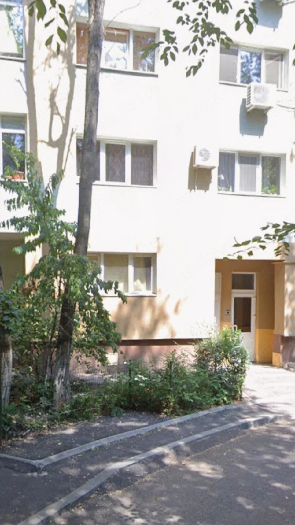vând apartament 3 camere , Militari Apusului,nu colaborez cu agenții 