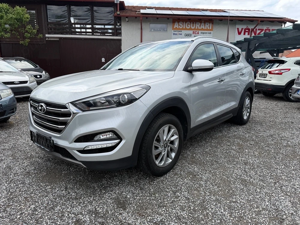 Hyundai Tucson - An 2016 - Motor 1.7 CRDI 115cp - 2WD -  Navigatie - Camera Marsarier 