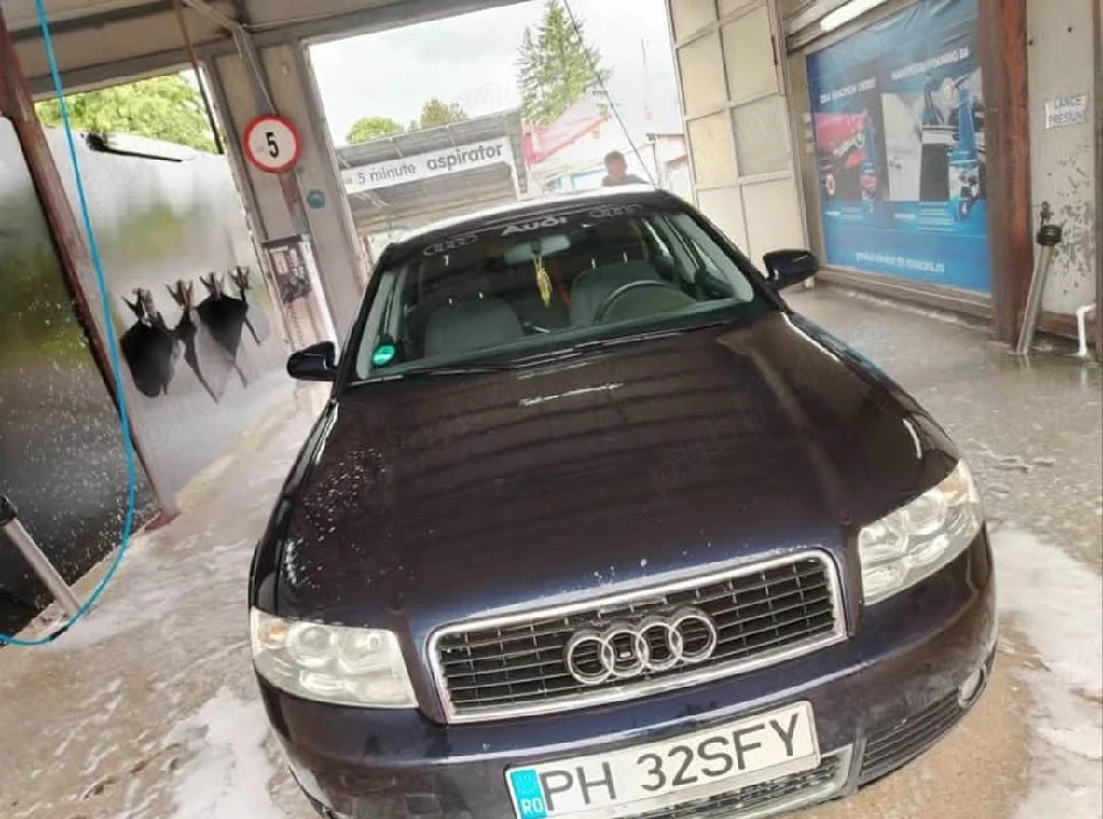 vând sau schimb de preferat cu dubiță în două locuri Audi A4 B6 1.6 cu GPL