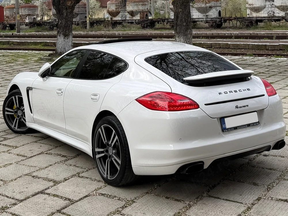 PORSCHE PANAMERA GTS 3.6i 300Cp 2012 Automat PDK Alb De fabrică Propietar Fiscal Pe Loc impecabilă