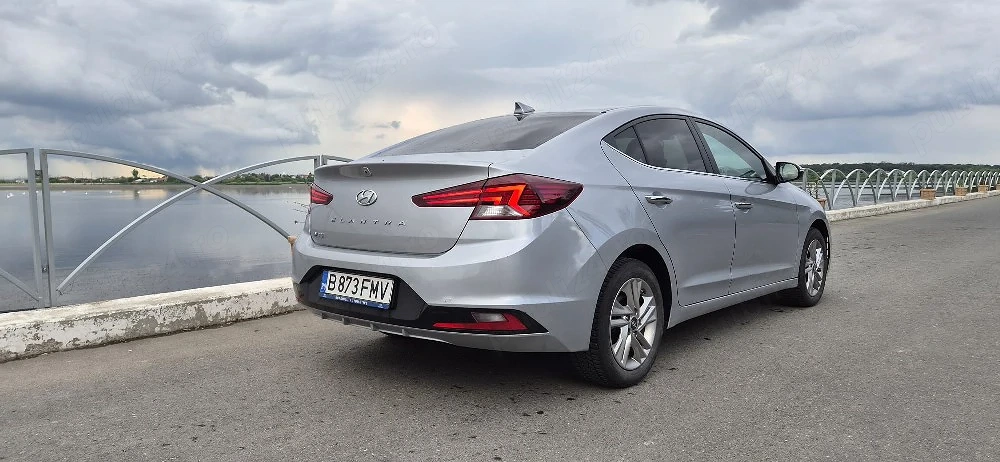 Hyundai Elantra 2020 proprietar de noua!