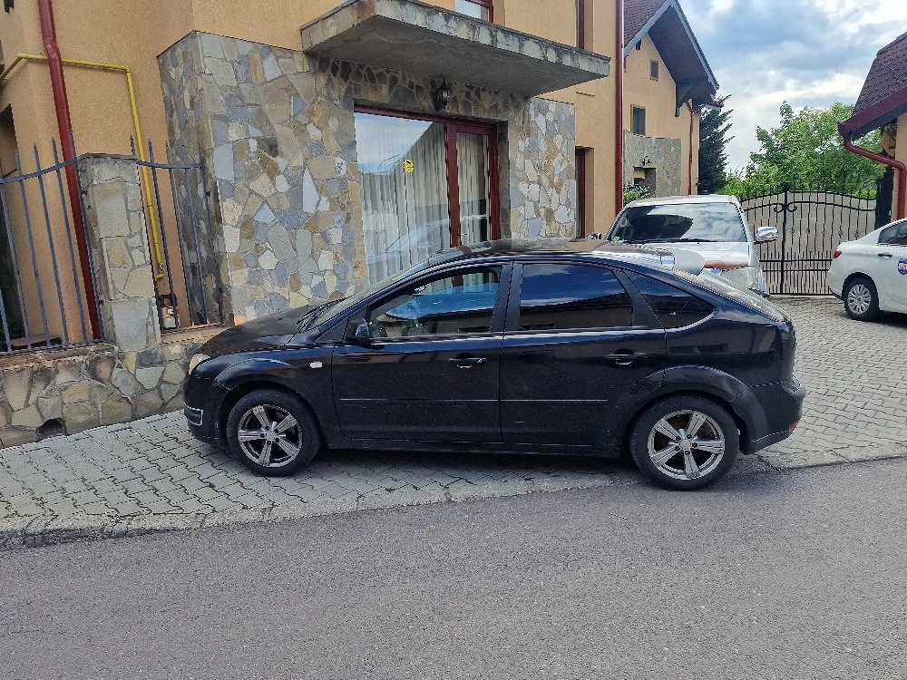 Ford focus 1.6+ gpl