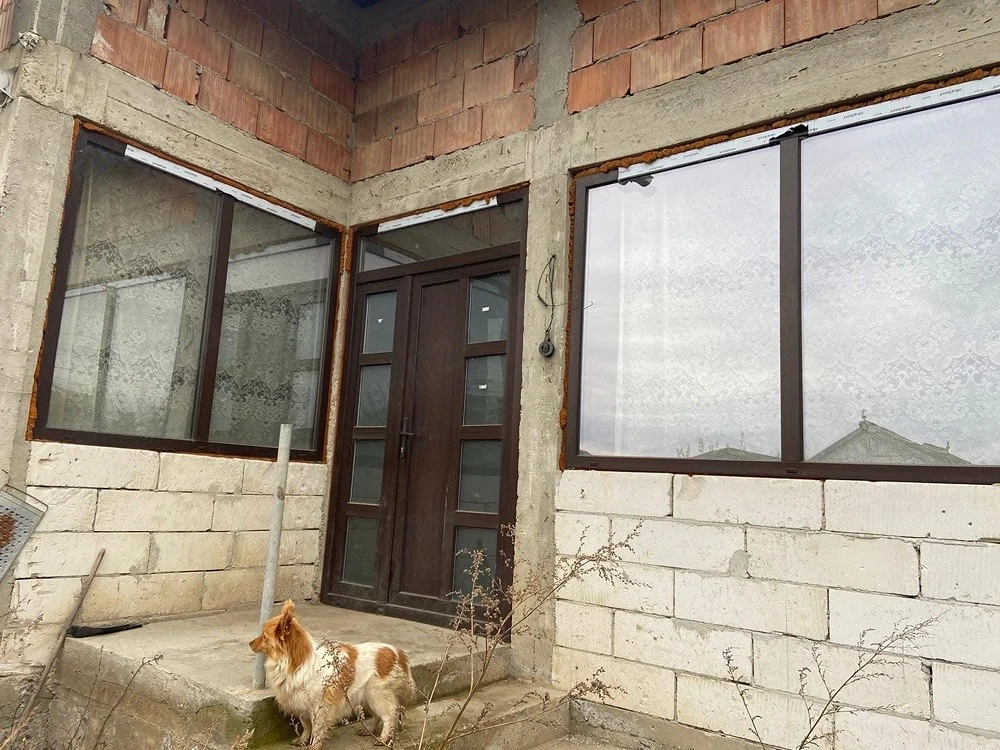 Vand casa de constructie noua in satul Joldesti 