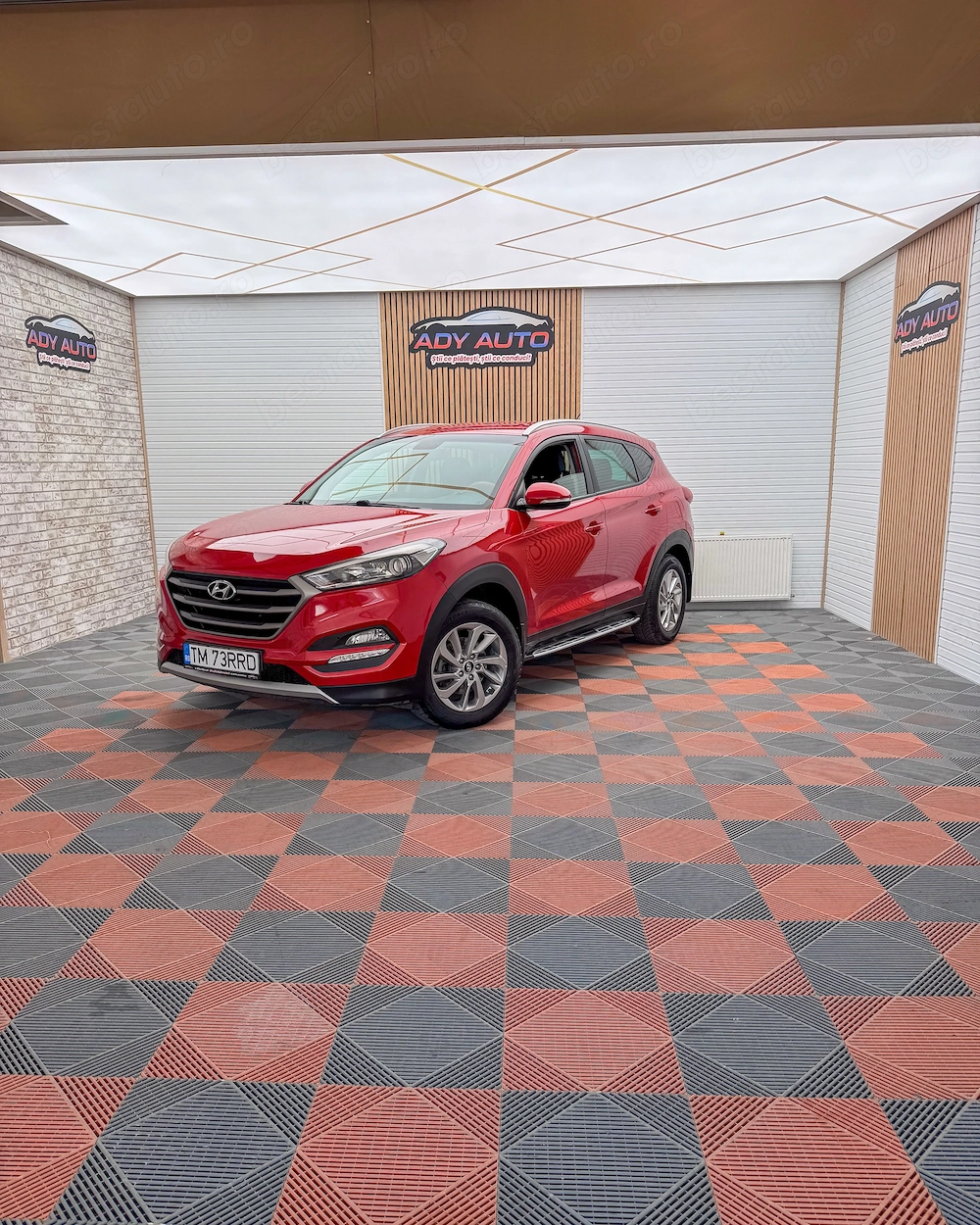 HYUNDAI TUCSON 1,6 BENZINA . Euro 6 . 132 Cp . Vanzare in regim de consignatie . 