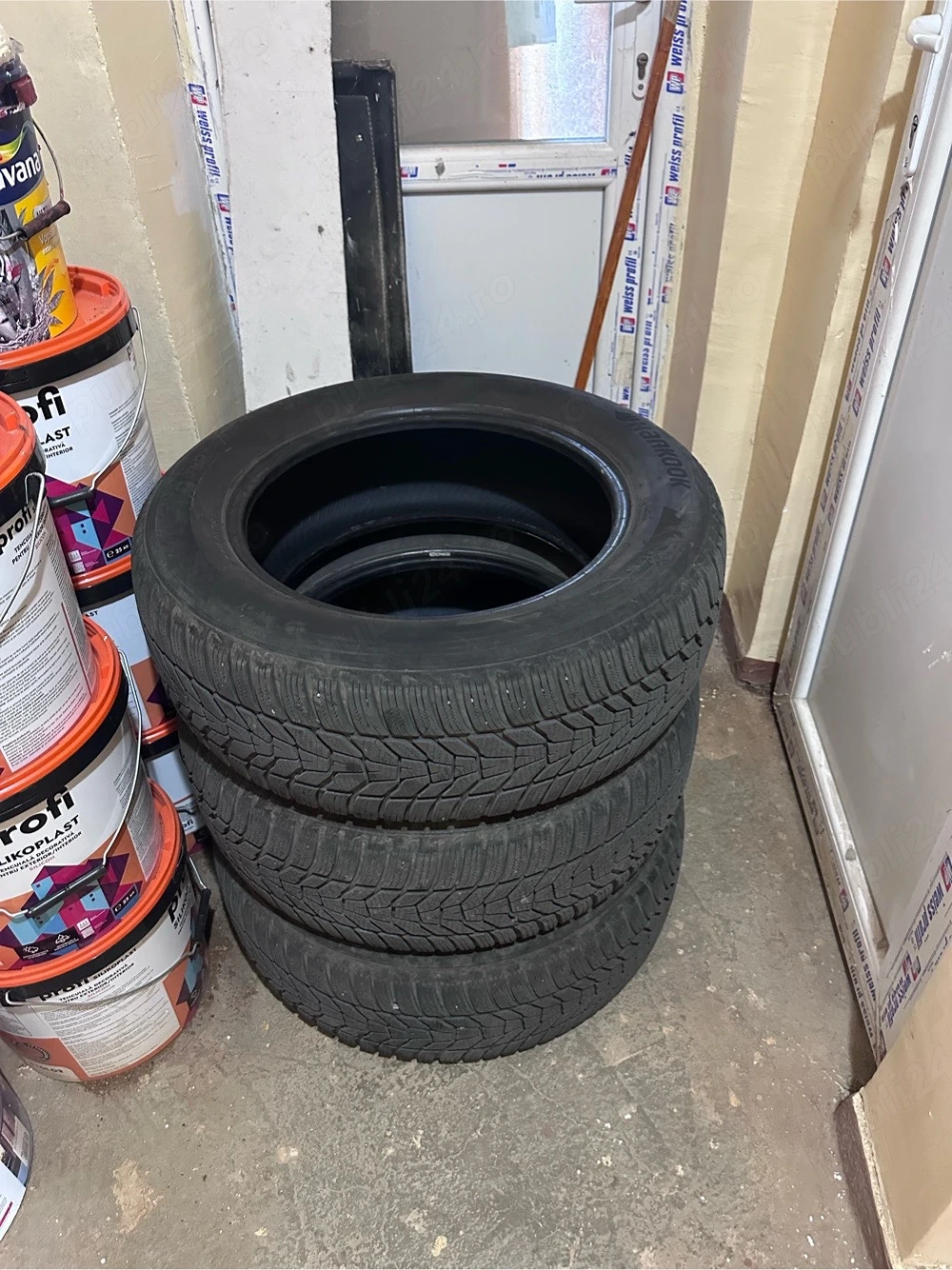 Hankook Iarna 225 60 17 