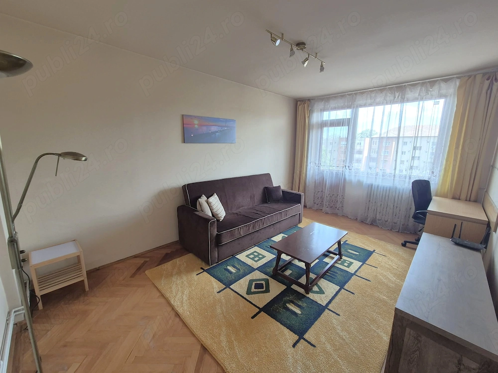 Apartament 4 camere, ultracentral Arad, comision 0