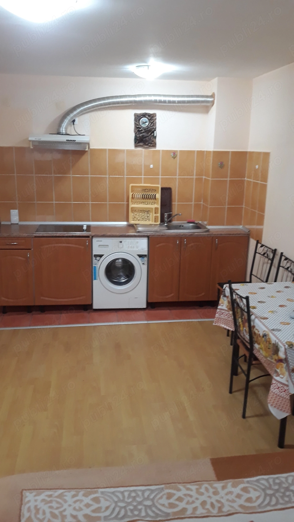 Garsoniera de închiriat 