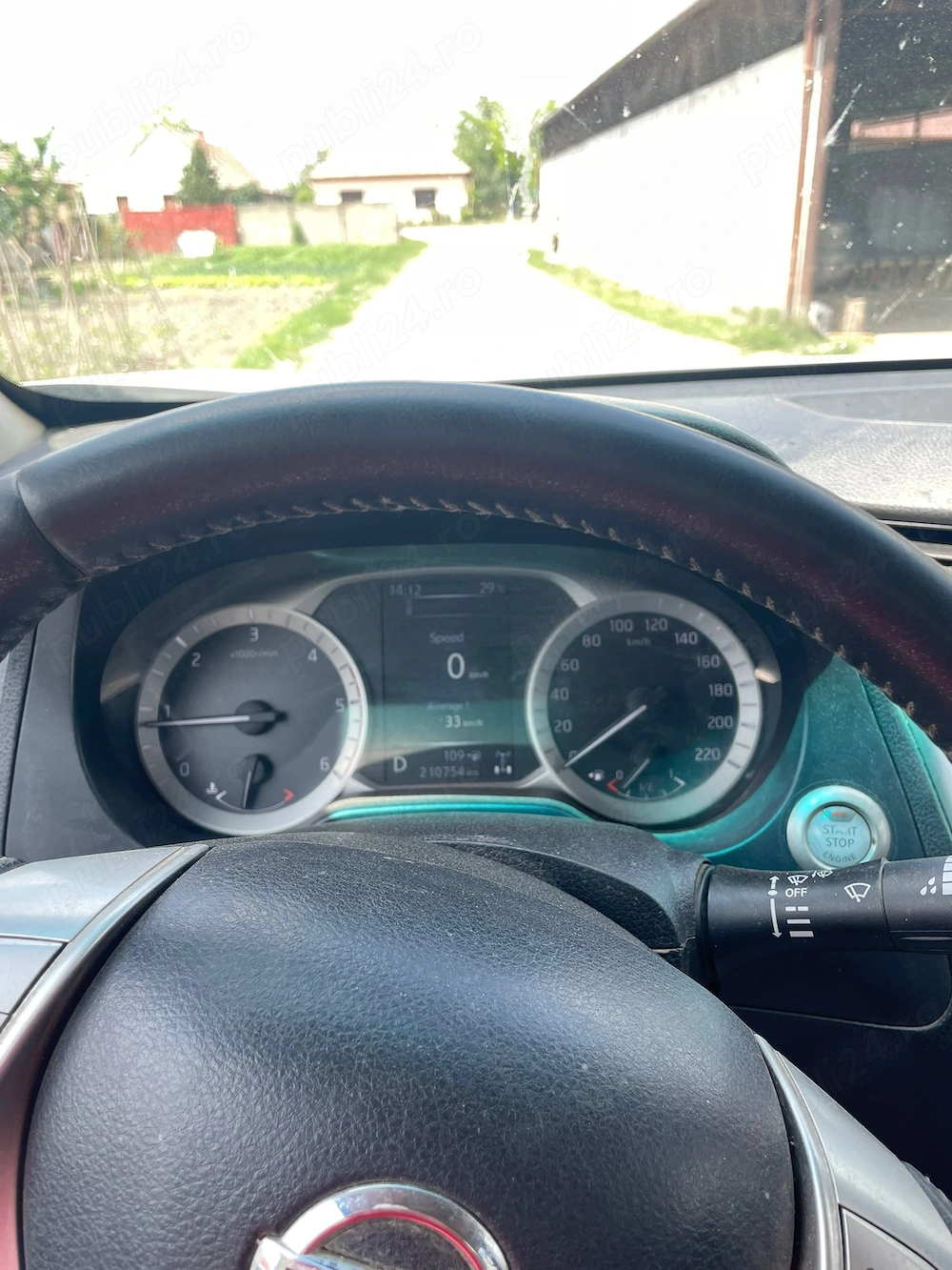 Nissan Navara np300