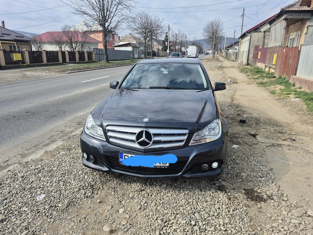 Mercedes benz c180