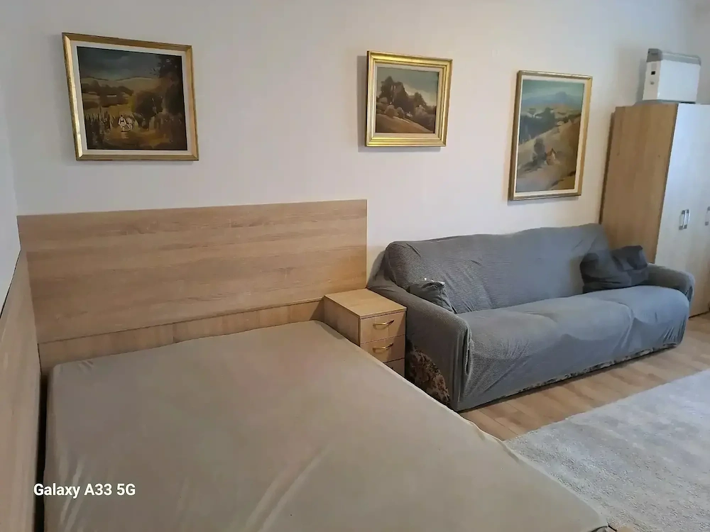 Garsoniera de inchiriat in Soseaua Baba Novac