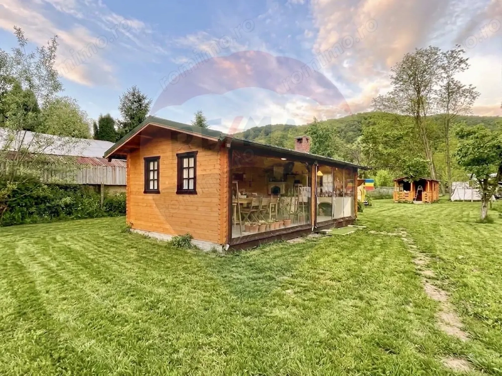 Proprietate de vis la munte  | Foisor + Cabanuta | Utilitati complete
