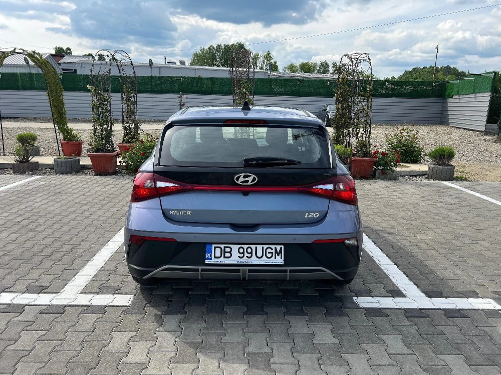 Vând Hyundai i20 Decembrie 2024.