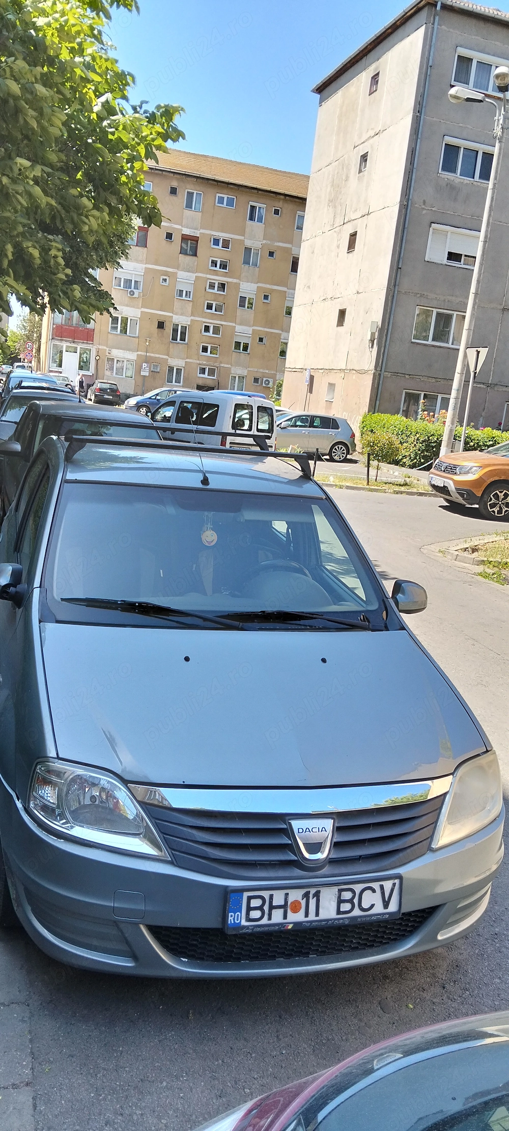 Vând Dacia Logan 2008 Facelift 1.6 Laureate preț 1650 euro