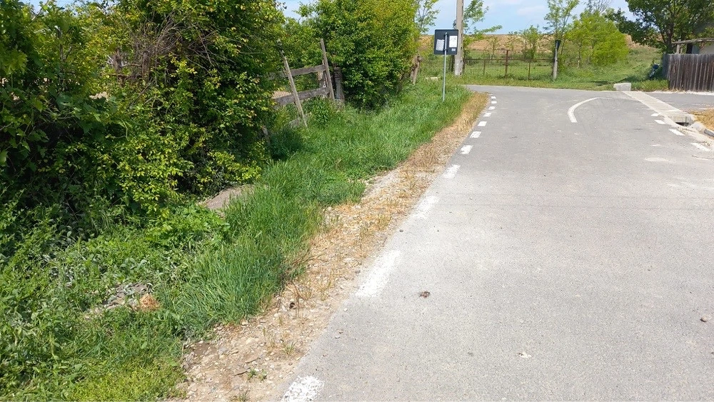 Teren de vanzare