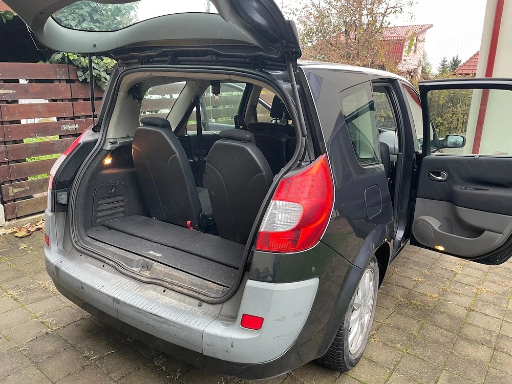 Vând Renault Scenic 2007 în stare buna, cu 7 locuri