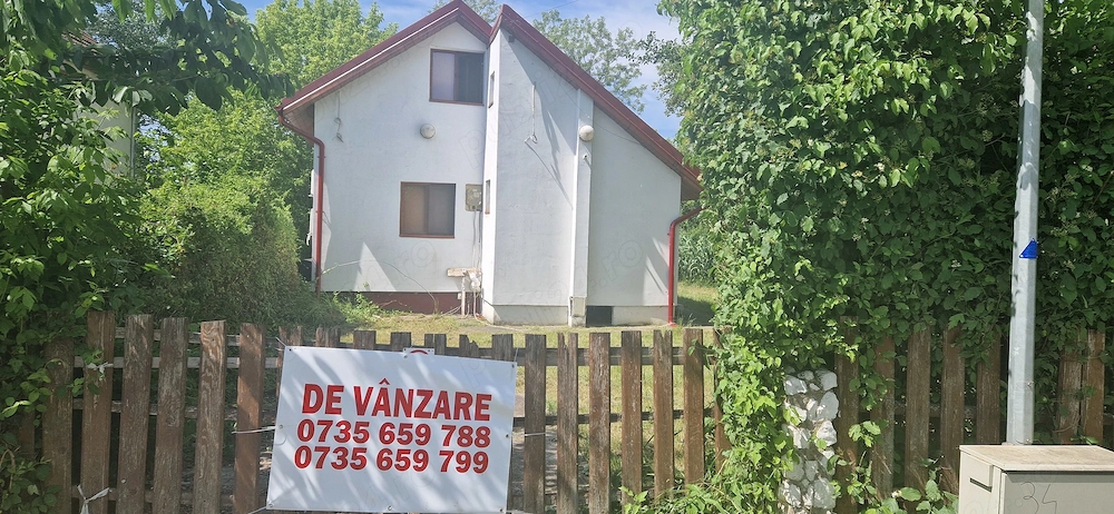 Vand casa de vacanta Insula Mures Arad