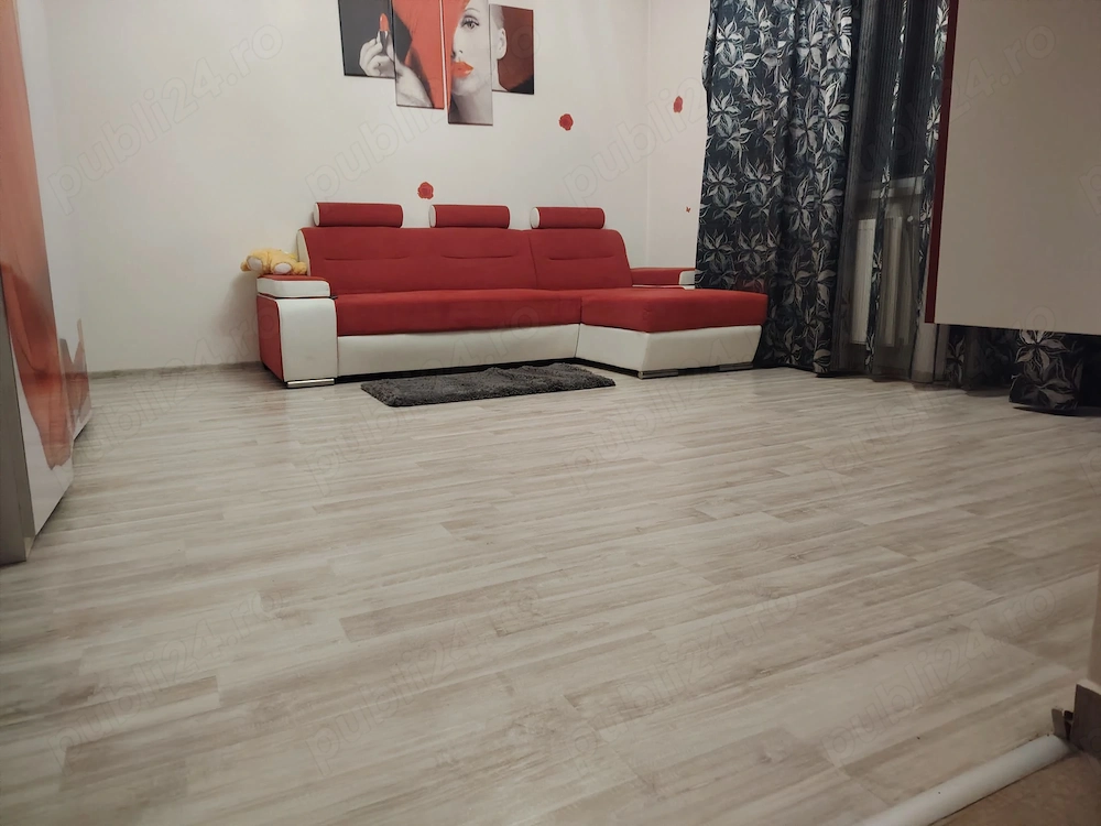 Închiriez apartament str. Stejarului Floresti