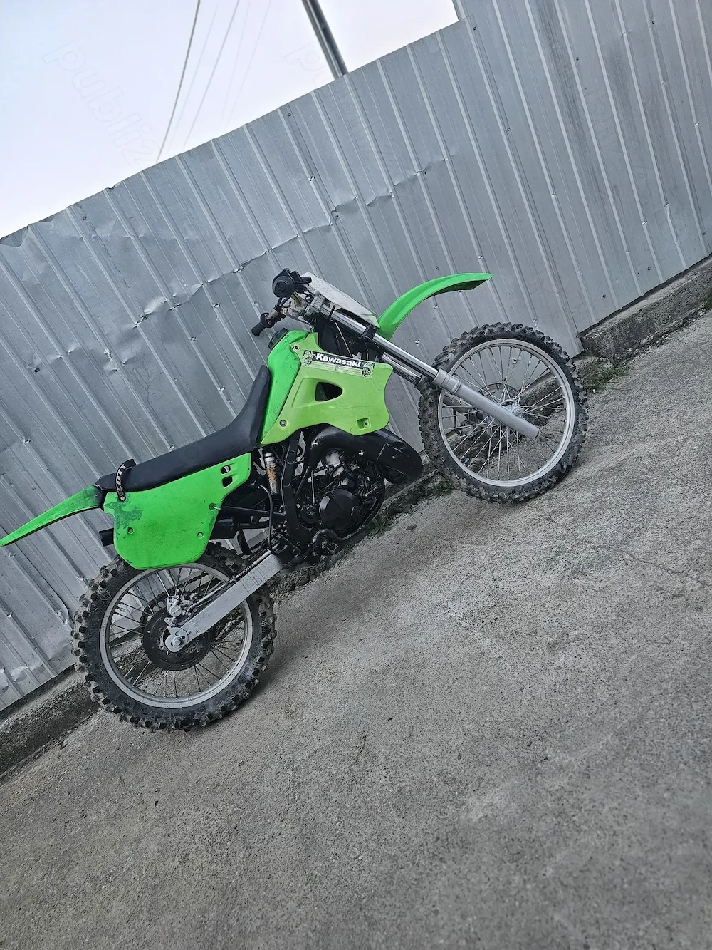 Vând Kawasaki kdx power valve 125 cc