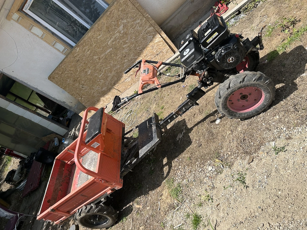 Motocultor 13cp cu remorca sau fără remorcă 3000lei 
