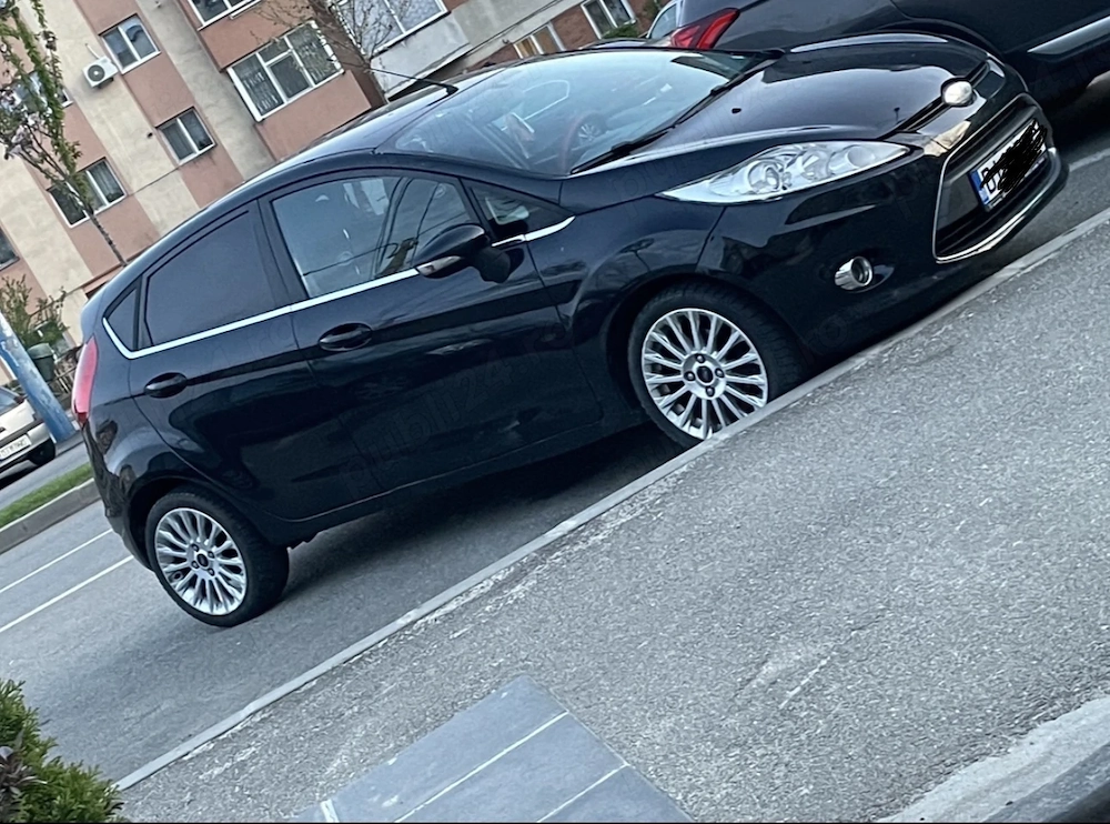 Vând Ford Fiesta 1.4 an 2009
