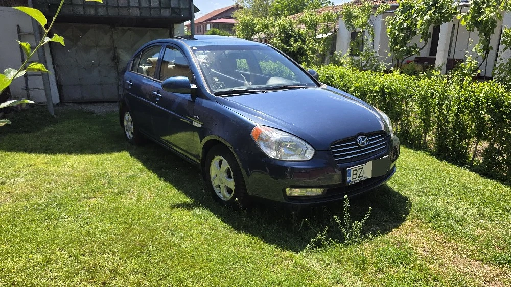 Hyundai accent