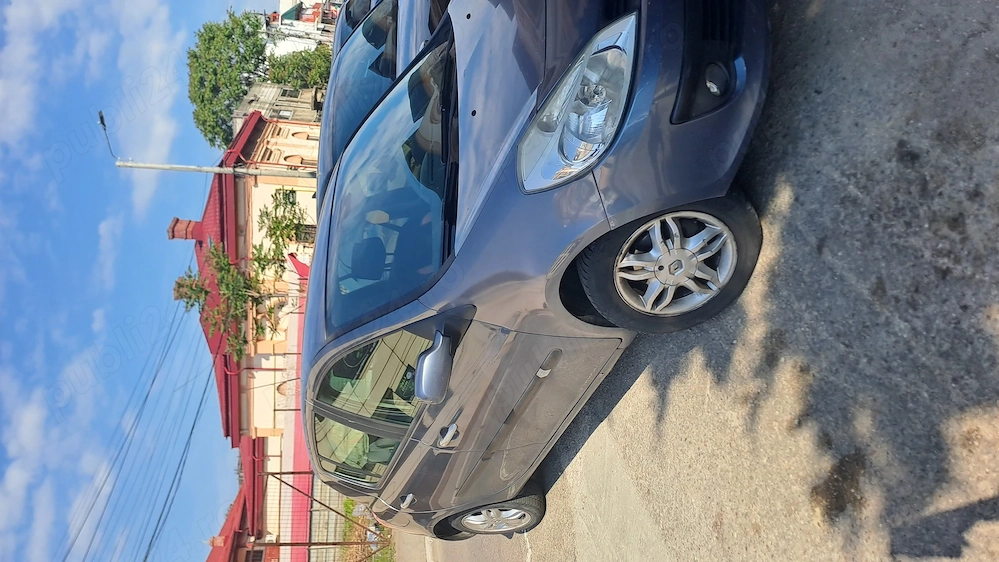 Vând Renault clio 3 