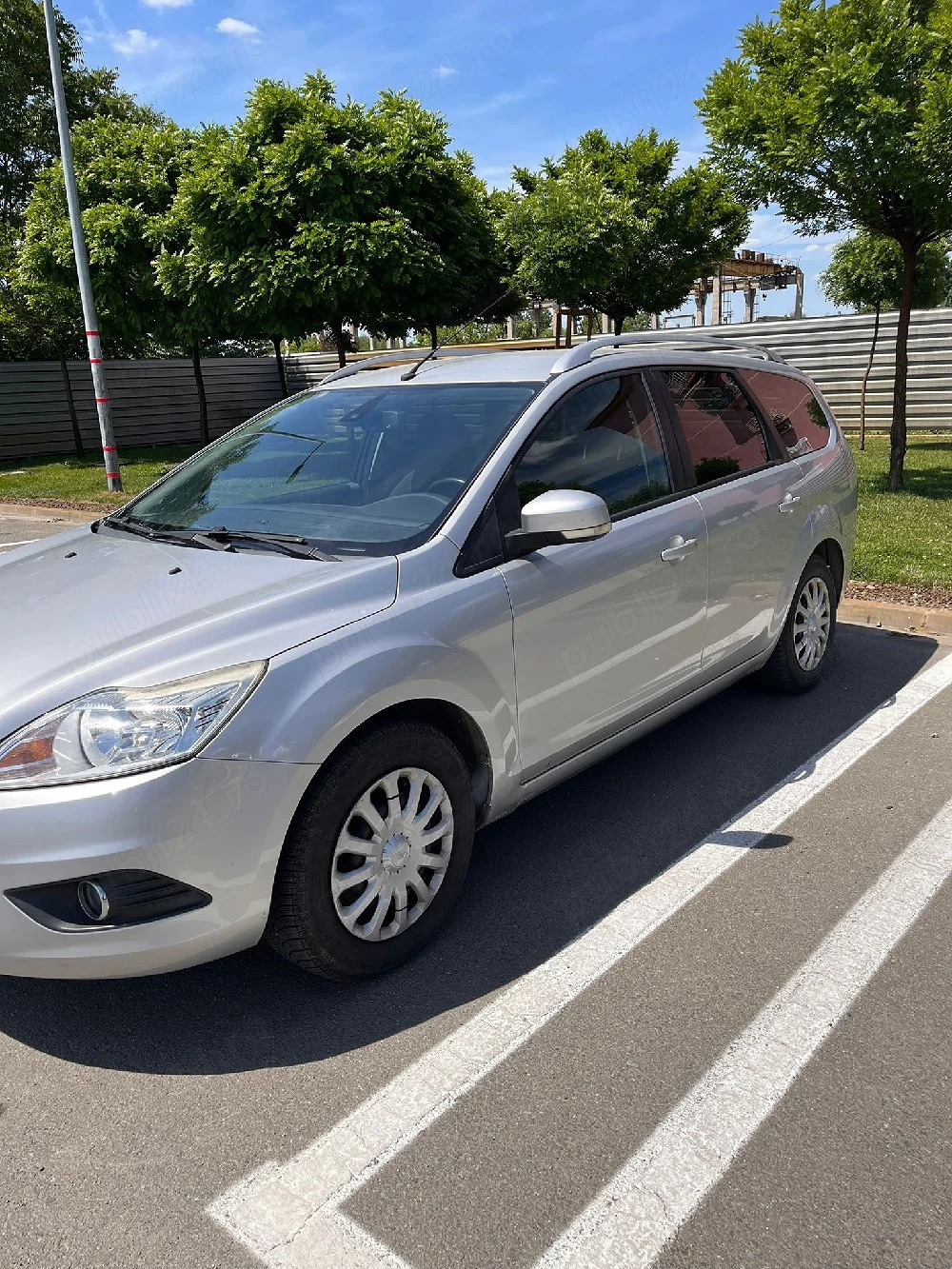 Vând ford focus 2 , an 2010 