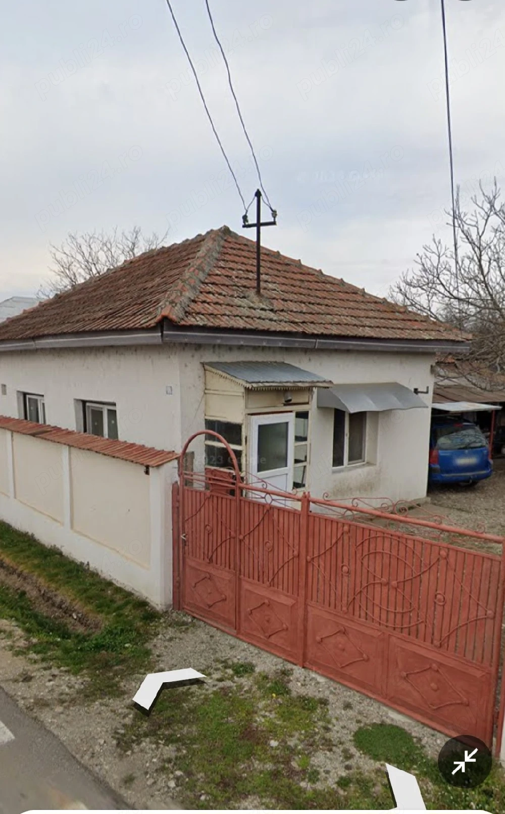 Casa de vanzare + Teren intravilan