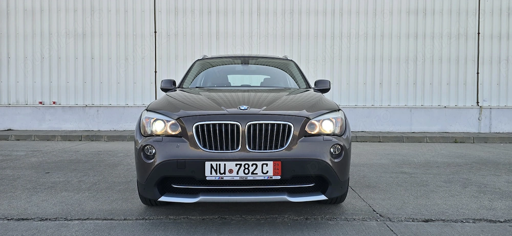 Vând BMW x1 stare foarte bună 