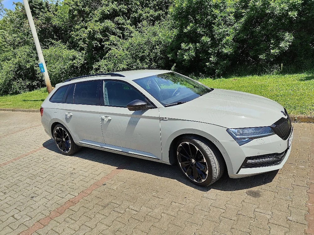 Vând Skoda Superb Sportline